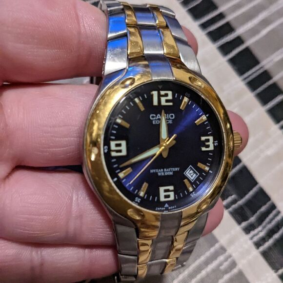 Men's Casio Edifice stainless steel watch - Picture 8 of 8